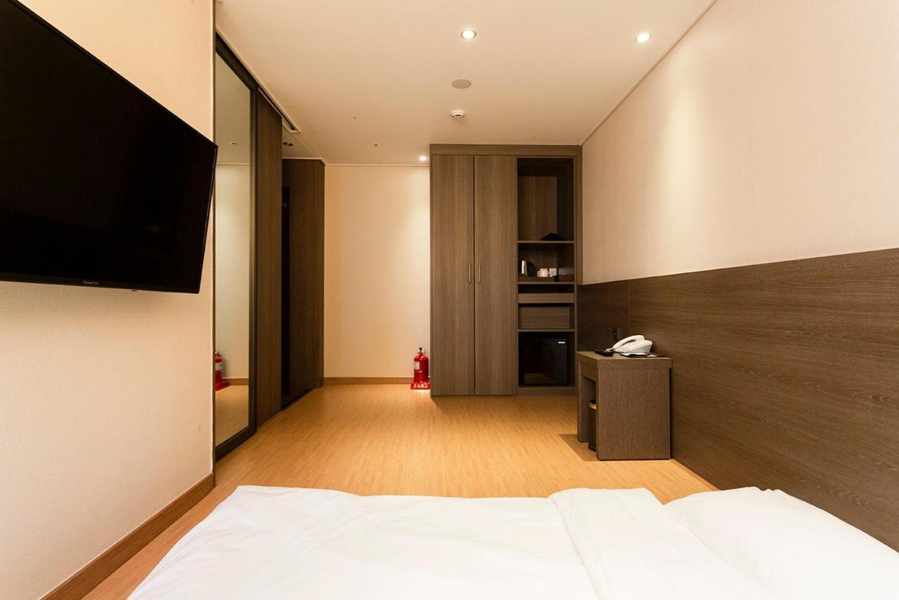 Grandmillions Hotel Seogwipo Exterior photo